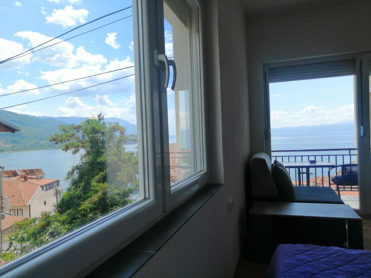 Grey Apartment Ohrid Exterior photo